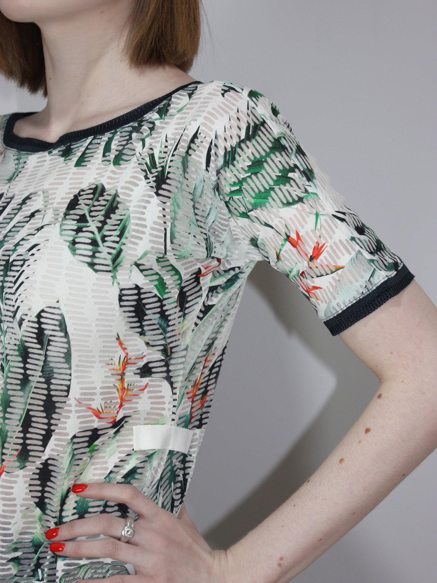 Tropical Transformable Tunic