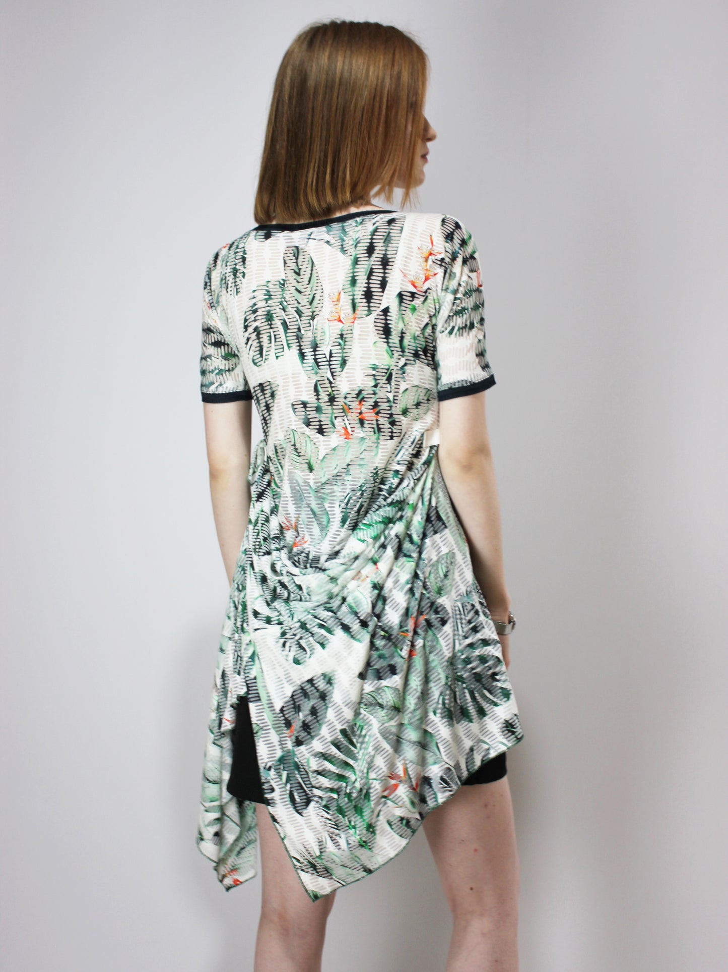 Tropical Transformable Tunic